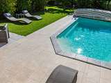 Piscine et terrasse