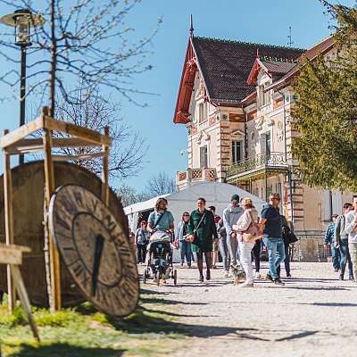 Foire Internationale Antiquités et Brocante - DE