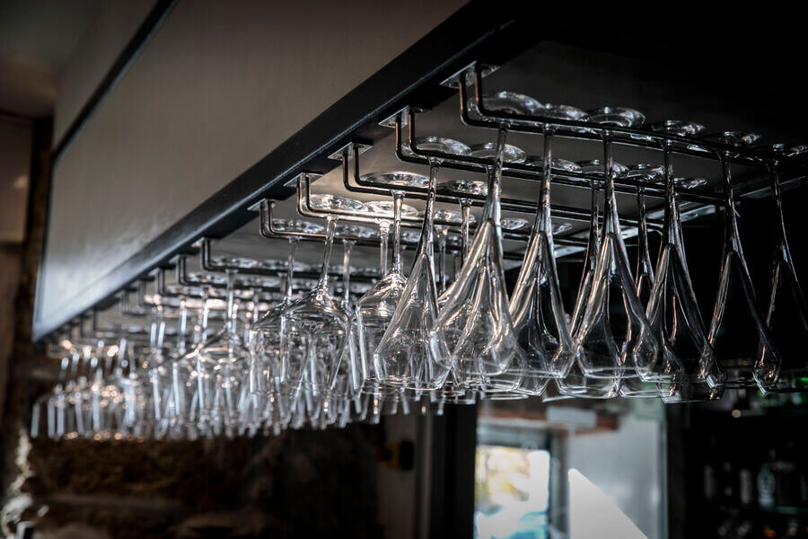 Die Bar von 17 Place aux Vins in L