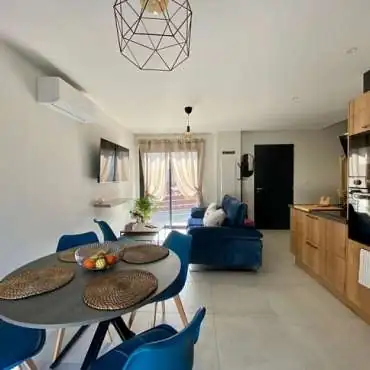 Bella Vitta - La Casa Di Enzo - DE