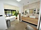 Salle de bains de la suite parentale